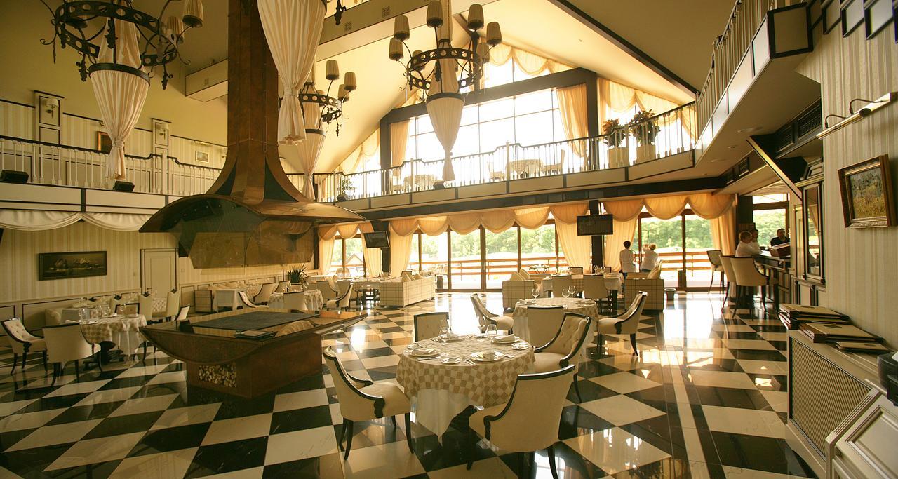 חארקיב Superior Golf And Spa Resort מראה חיצוני תמונה